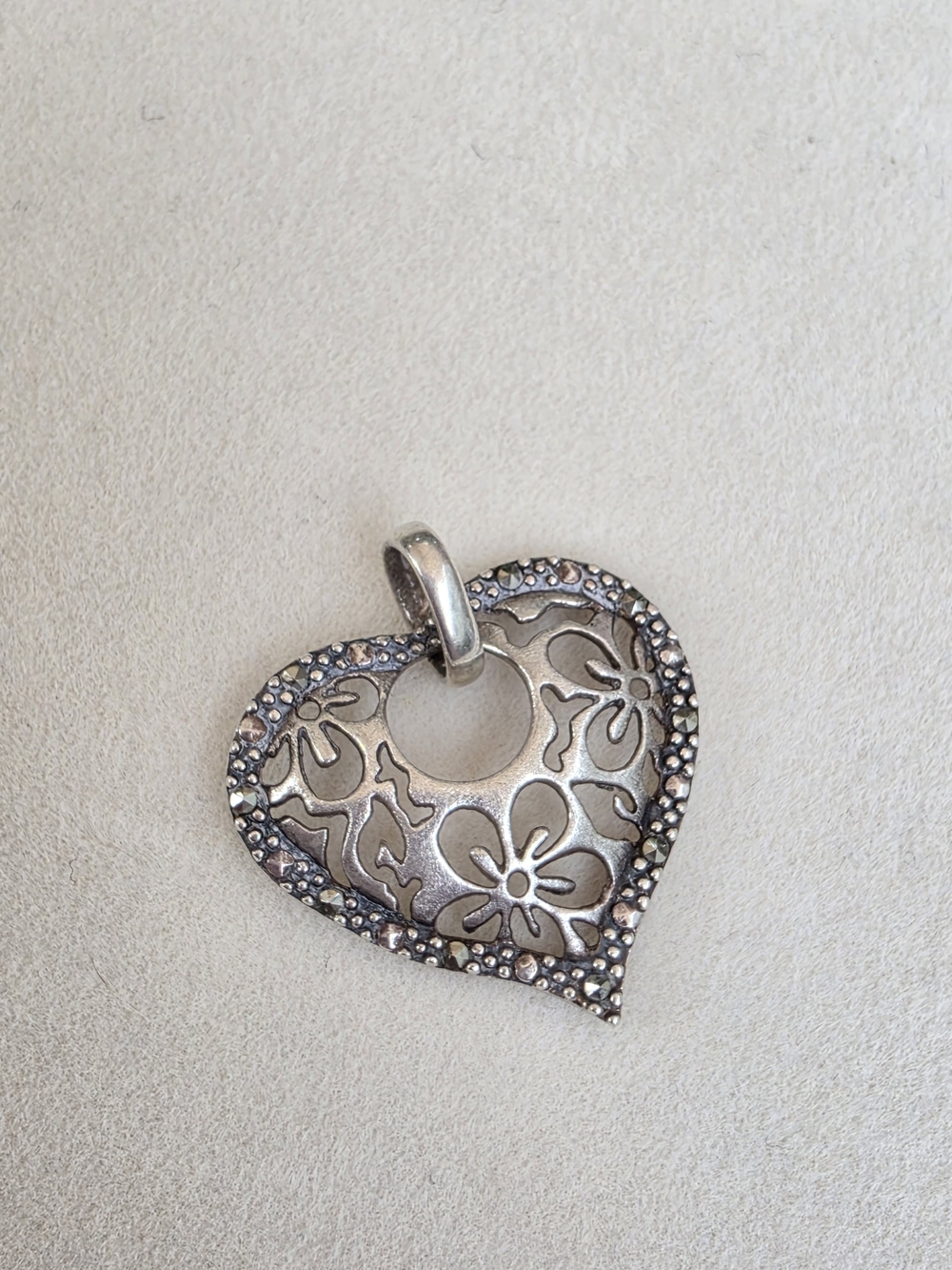 Sterling Heart Floral Pendant in Silver